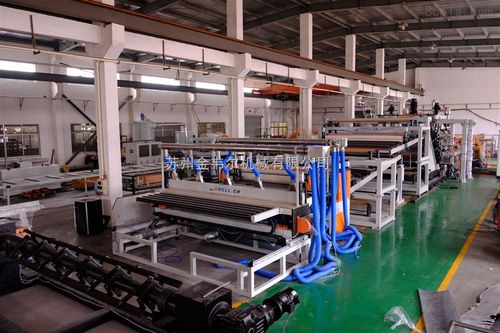 gw120中空建筑模板生產(chǎn)設(shè)備 蘇州金韋爾機(jī)械引領(lǐng)建筑機(jī)械設(shè)備新標(biāo)桿